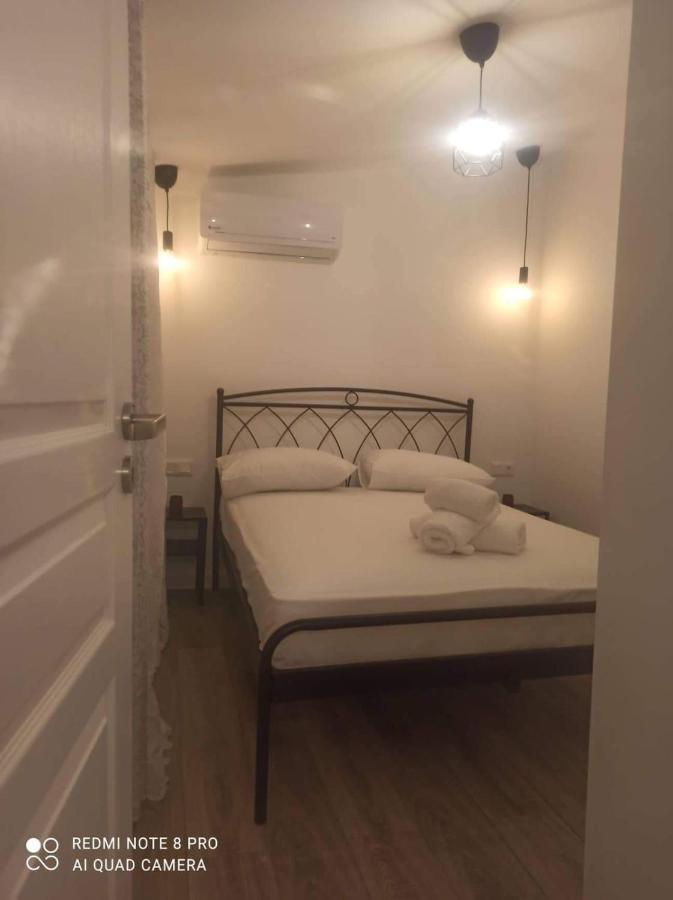 Villa Oresti's Near Airport & Beach *