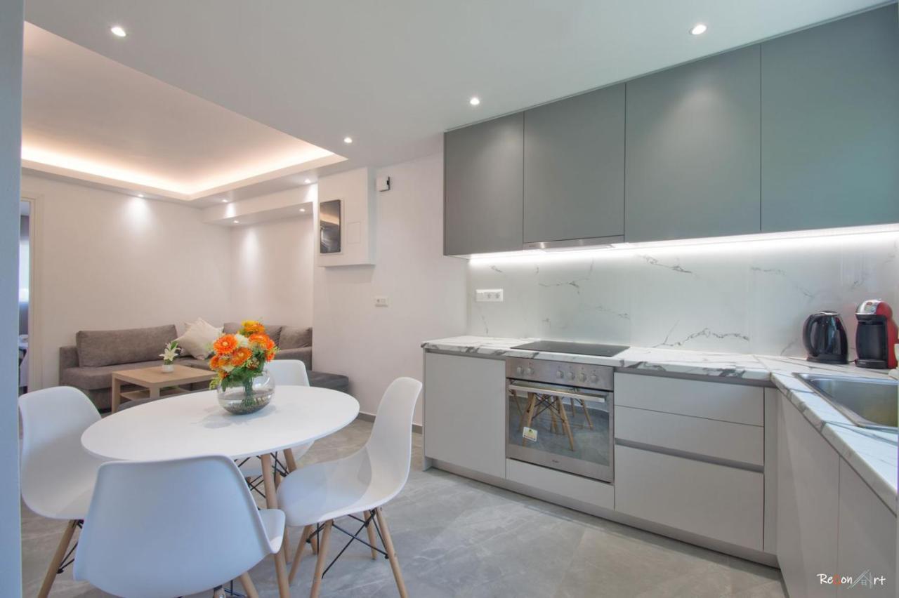 Villa Oresti's Near Airport & Beach
